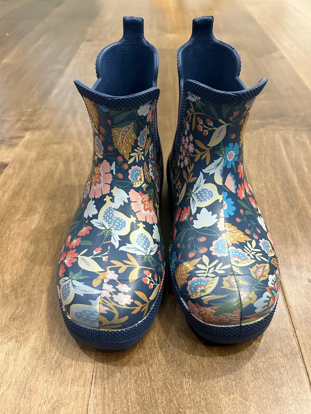Vera Bradley totes Carson waterproof floral blue rain boots 6